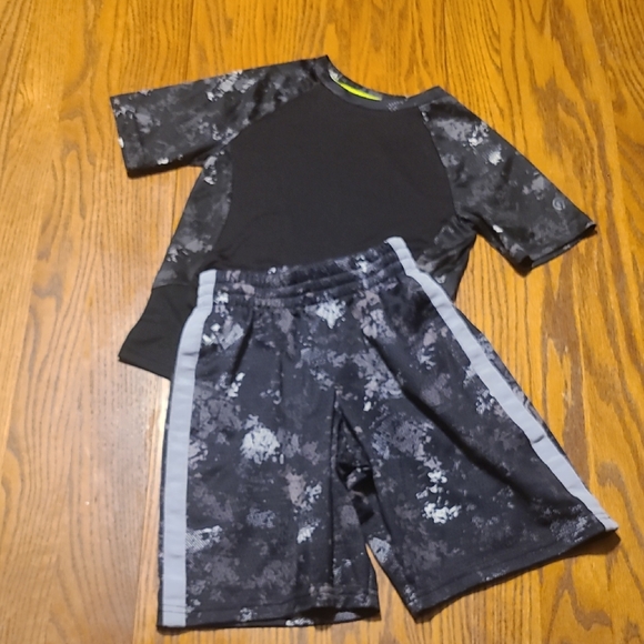 C9 by Champion Other - Champion Black and Gray Camouflage Athletic Set - Boy's XS